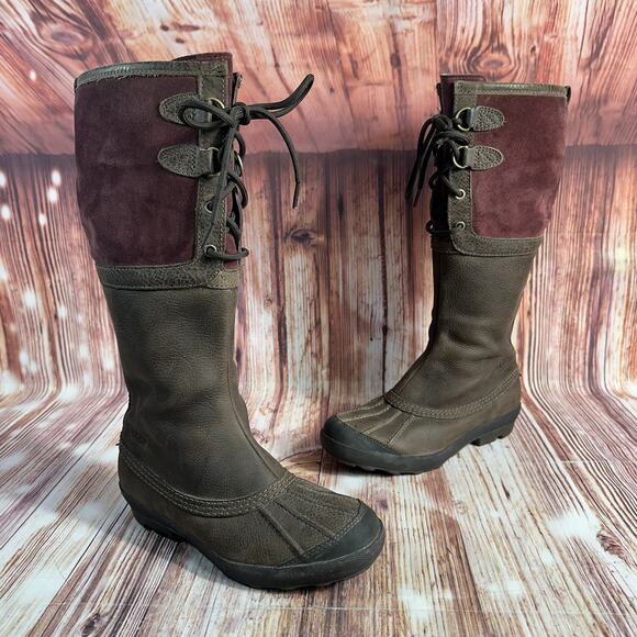 UGG Shoes - UGG Belcloud Size 7 Maroon Suede Brown Leather Sheepskin Waterproof Duck Boots